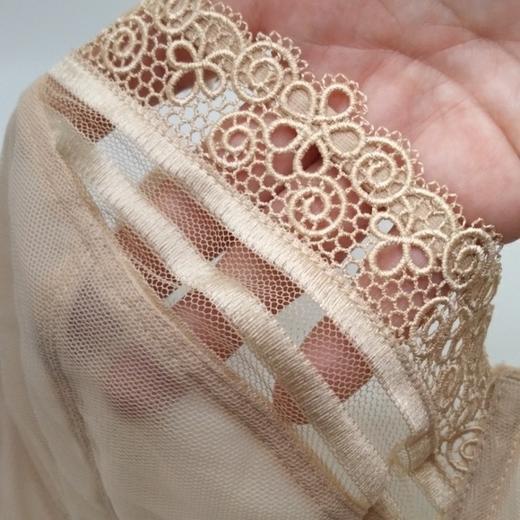 Wacoal 34D Nude Lace Bra PRISTINE - Picture 8 of 8